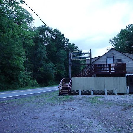 3-Bedroom Apt. Ideal Location Near New River Gorge Файетвил Екстериор снимка